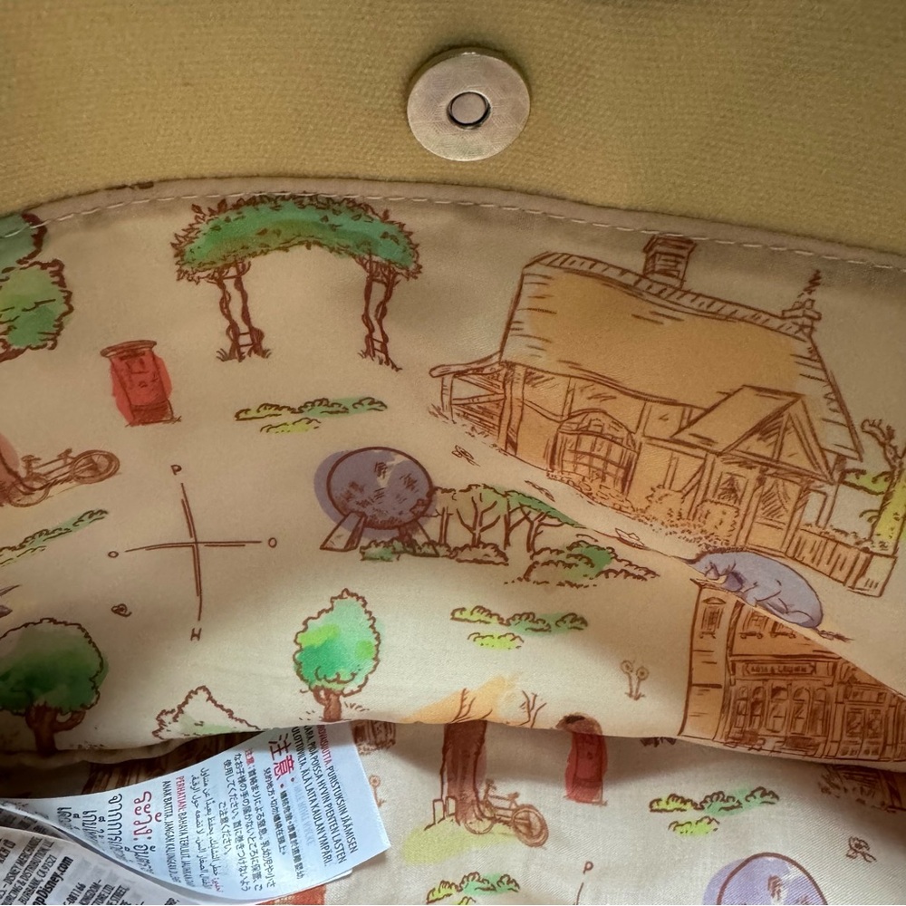 Disney Parks Epcot United Kingdom Winnie the Pooh and Pals Classic Tote Bag NWT - Picture 4 of 5
